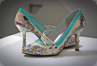 Art nouveau Mucha inspired shoe art