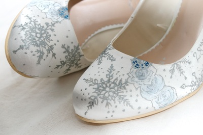 winter wedding themed shoes
